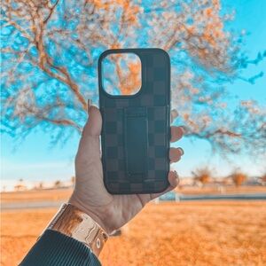 Walli X Chelsea DeBoer iPhone 14 Pro Case